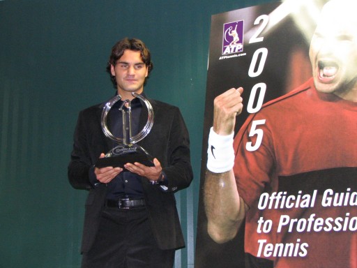 Roger Federer with 2004 Number One Ranking Trophy