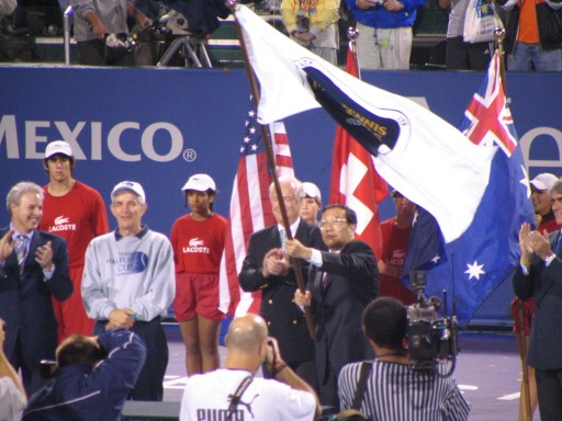 Handing of the Masters Cup flag over to the Shanghai delegation